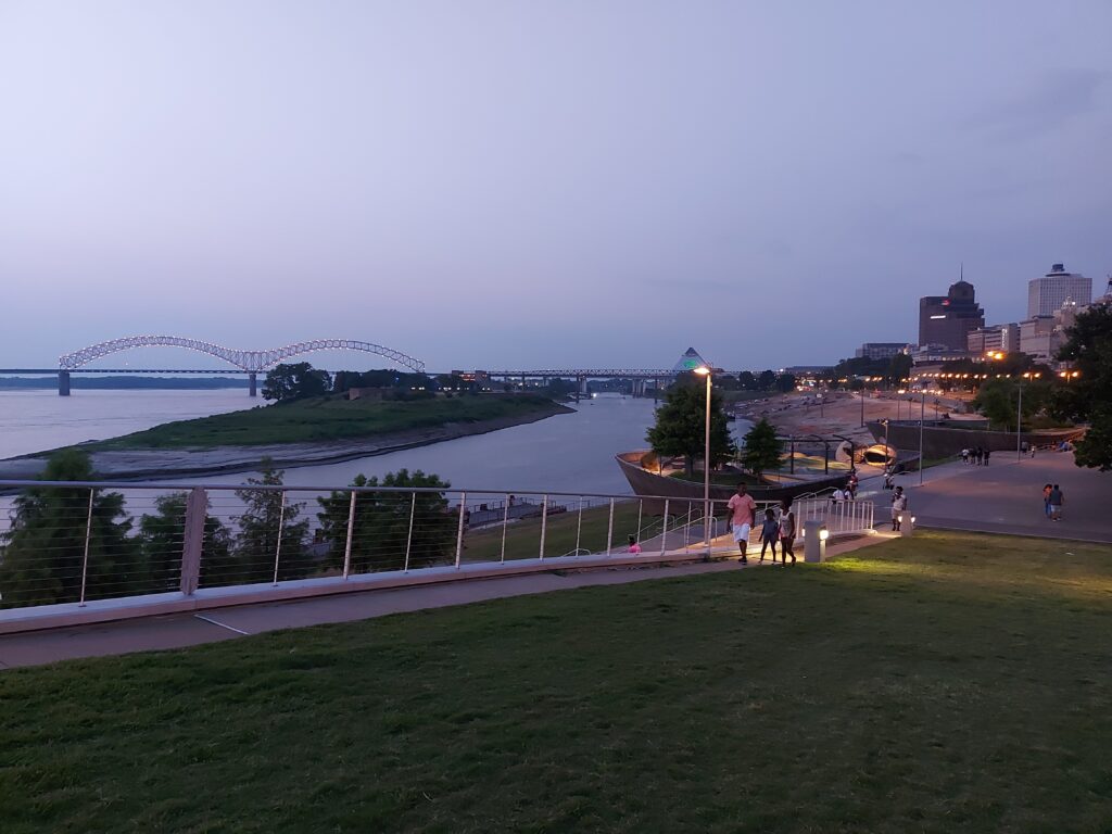 Misssippi River in Memphis / Kimberly Sullivan