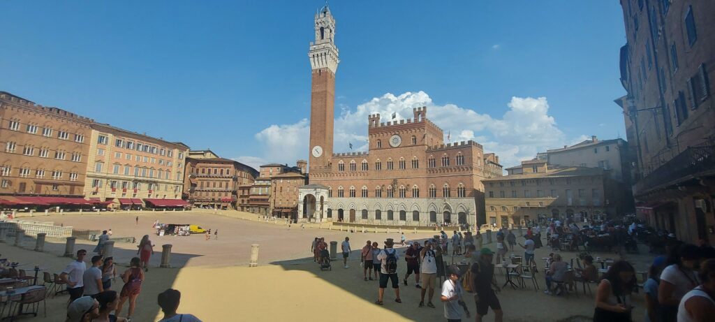 Torre del Mangia, Siena, Italy / Kimberly Sullivan