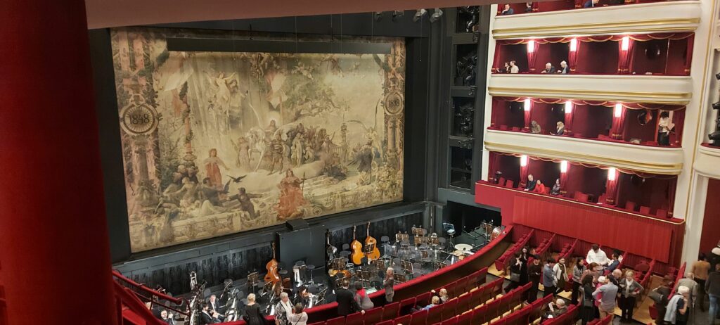 Vienna Volksoper, Vienna, Austria/ Kimberly Sullivan