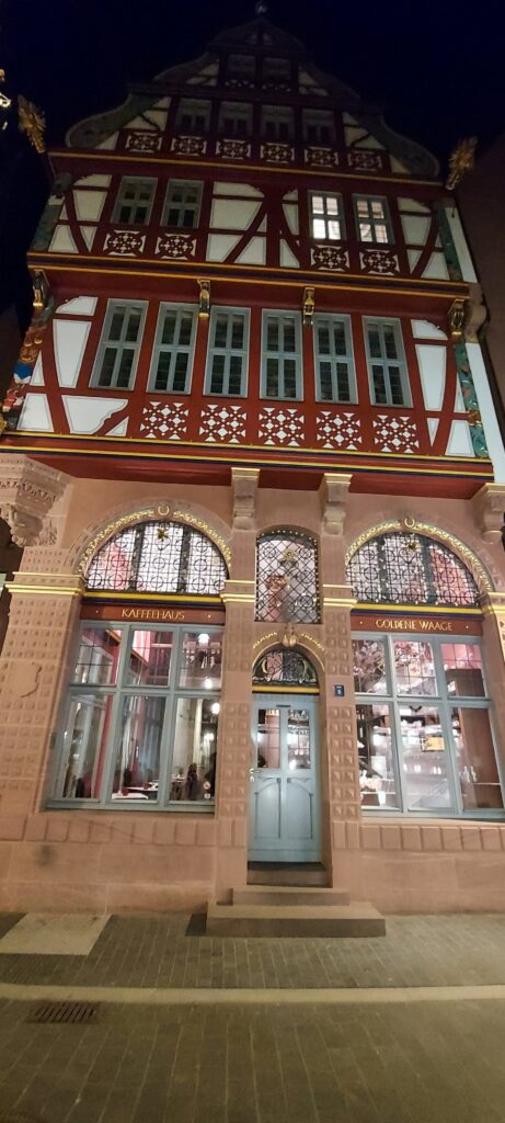 Frankfurt café, Germany / Kimberly Sullivan
